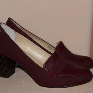 Calvin Klein Leather Loafer Pumps Size 11